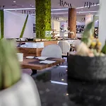 Colombo Otel 4*