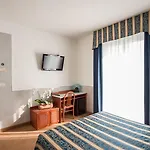Colombo Otel 4*