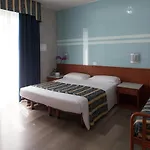 Otel Colombo 4*