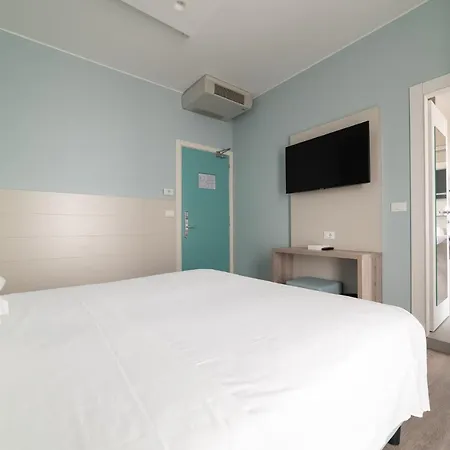 Colombo 4*
