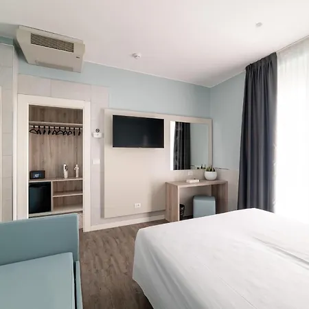 Ξενοδοχείο Colombo 4*