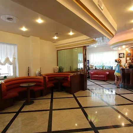 Colombo 4*