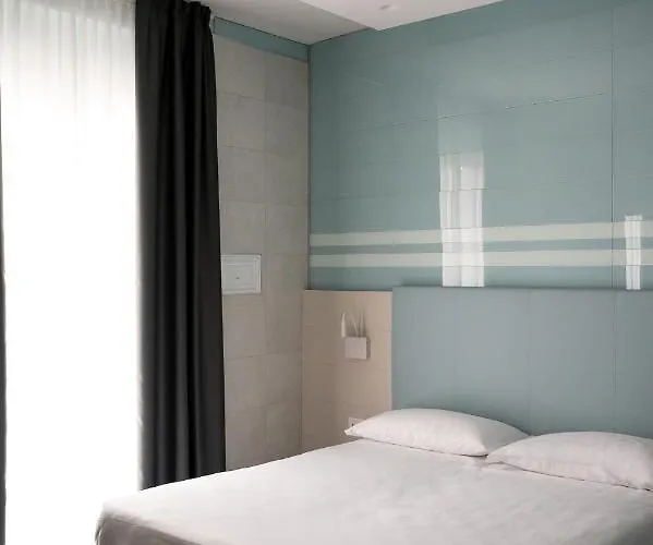 Hotel Colombo 4*