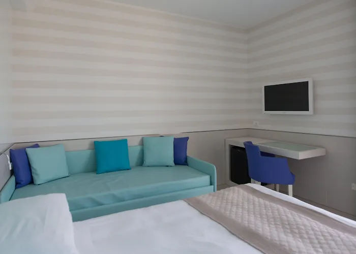 Colombo 4*
